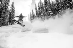 Lib Tech T-Rice Orca Snowboard 8 Lib Tech T-Rice Orca Snowboard -Ski Equipment Shop 20190301 stellar rice 0003 t rice orca